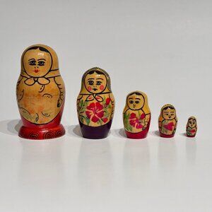 Set of 5 Hand Painted Russian Matroyshka Wooden Nesting Dolls Made in Russia